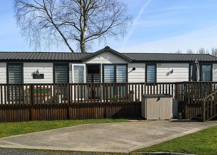 Birch Tree Lodge 96 Main Park