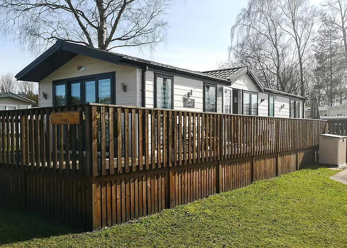 Birch Tree Lodge 96 Main Park